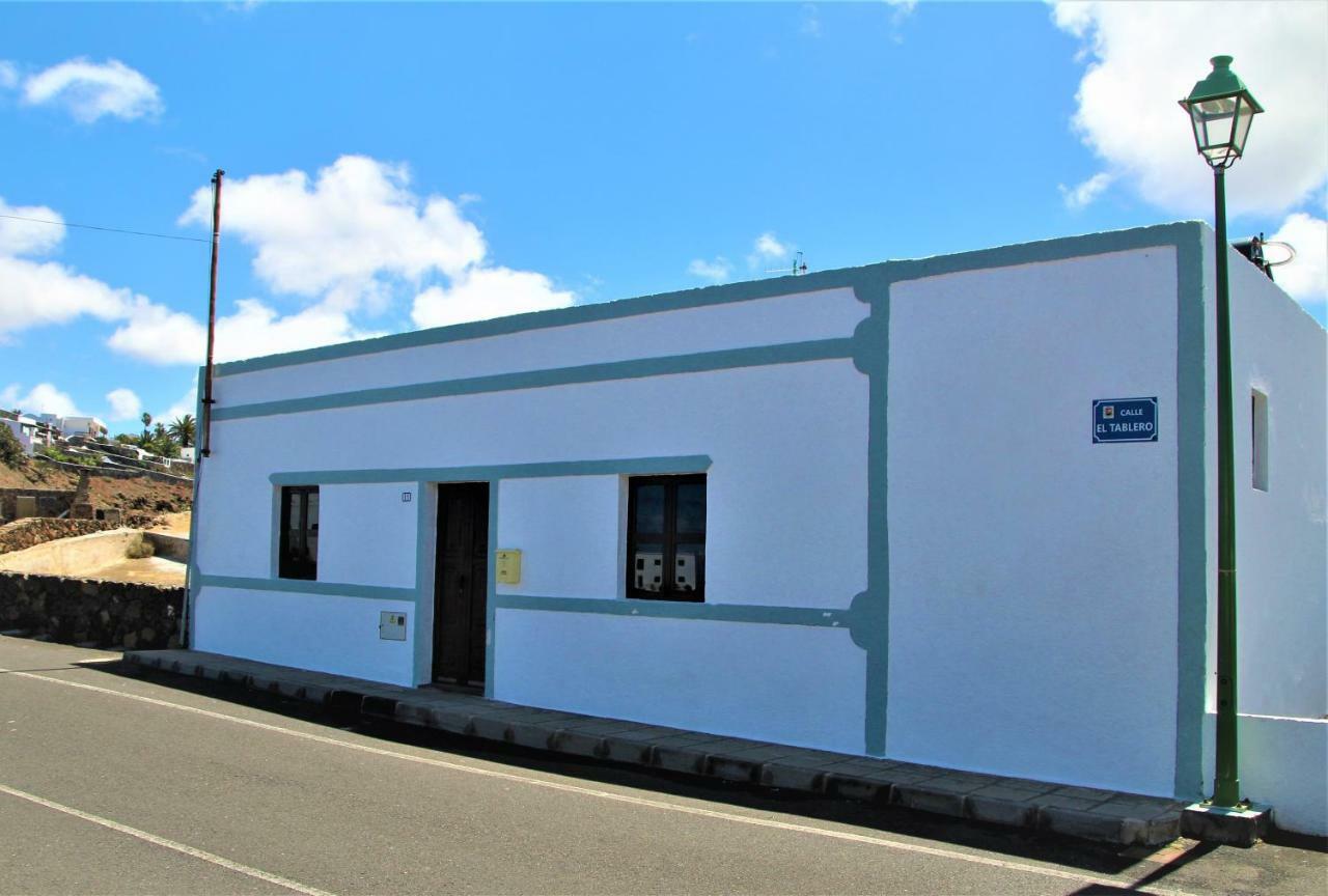 Casa Caldera Guiguan Tinajo Exterior foto